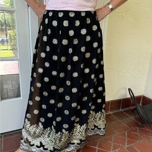 Victor Costa Black and Gold Women's Skirt